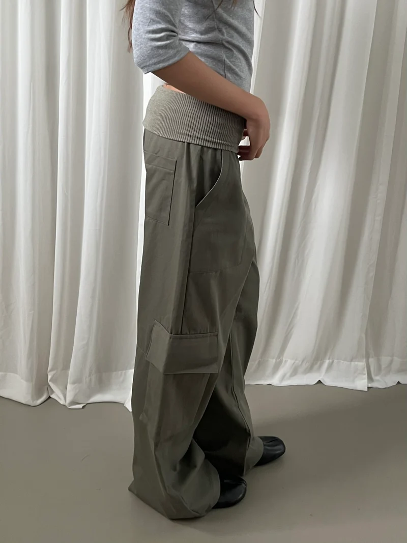 Askhaki Rib Waistband Wide Leg Cargo Pants