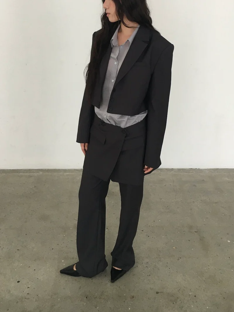 Lovemoment Two-Way Detachable Button Blazer Set