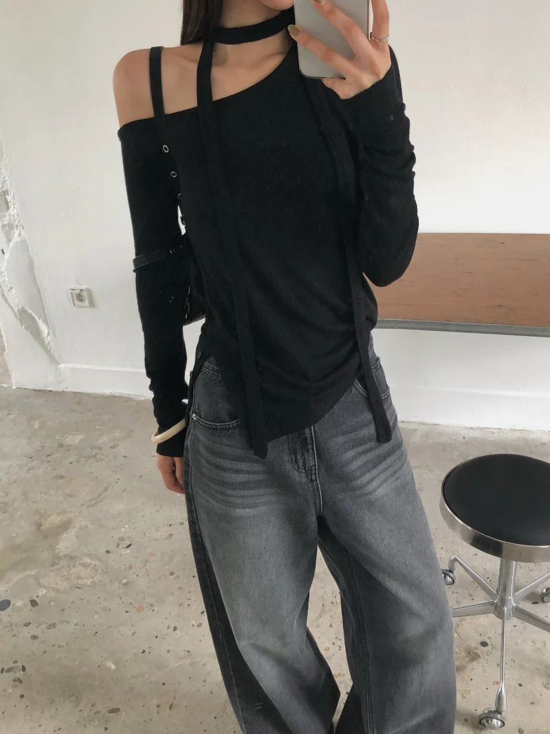 LeAhicon Off Shoulder Choker Strap Ribbed Knit Top