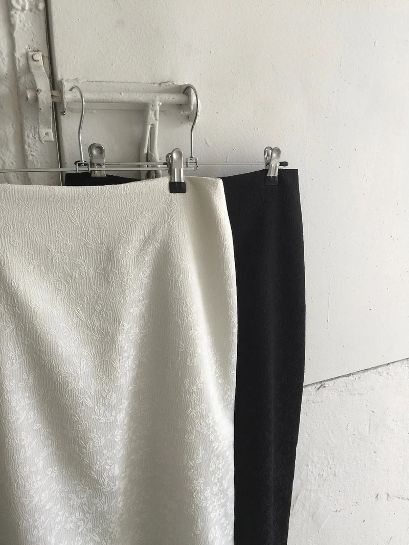 Nweol Floral Jacquard Maxi Skirt