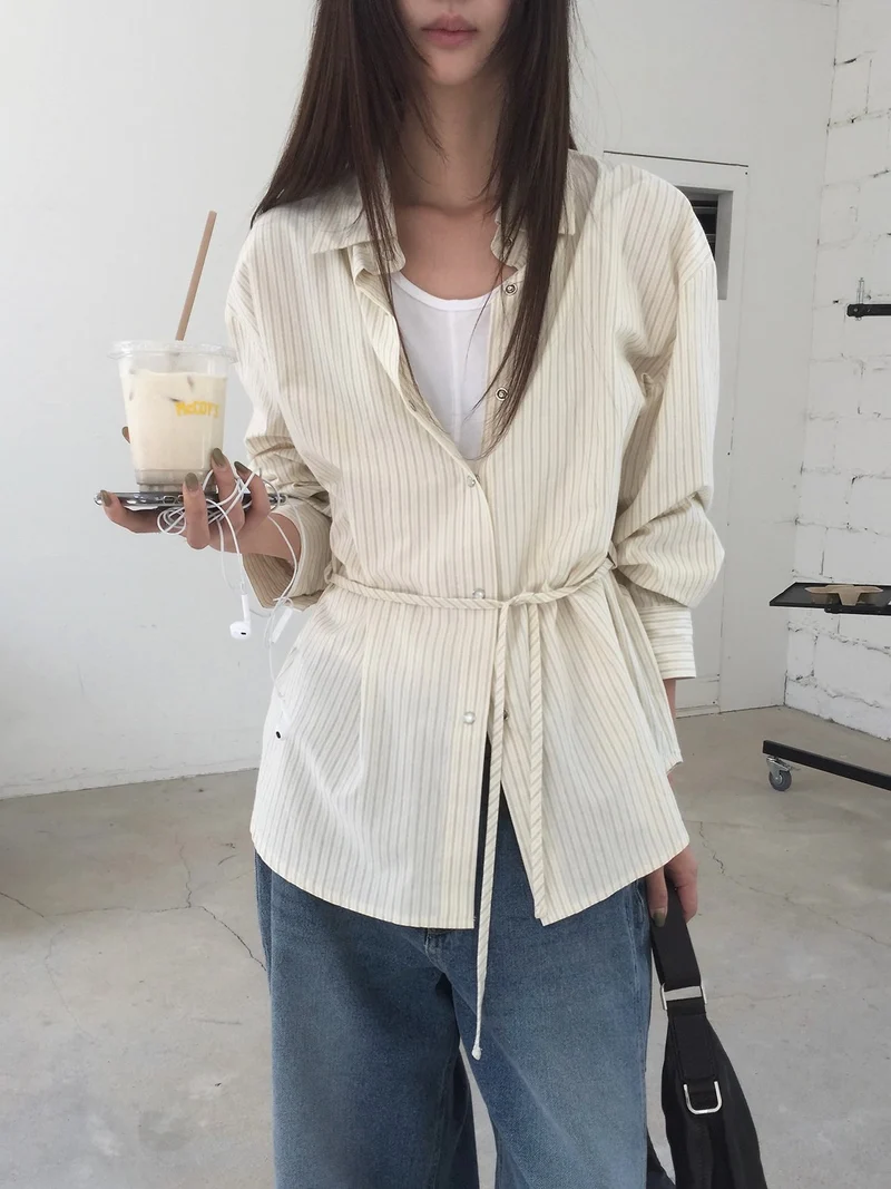 Nweol Striped Snap Button Shirt with Belt