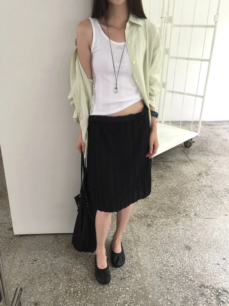 Nweol Bubble Texture Midi Skirt with Lace Waist