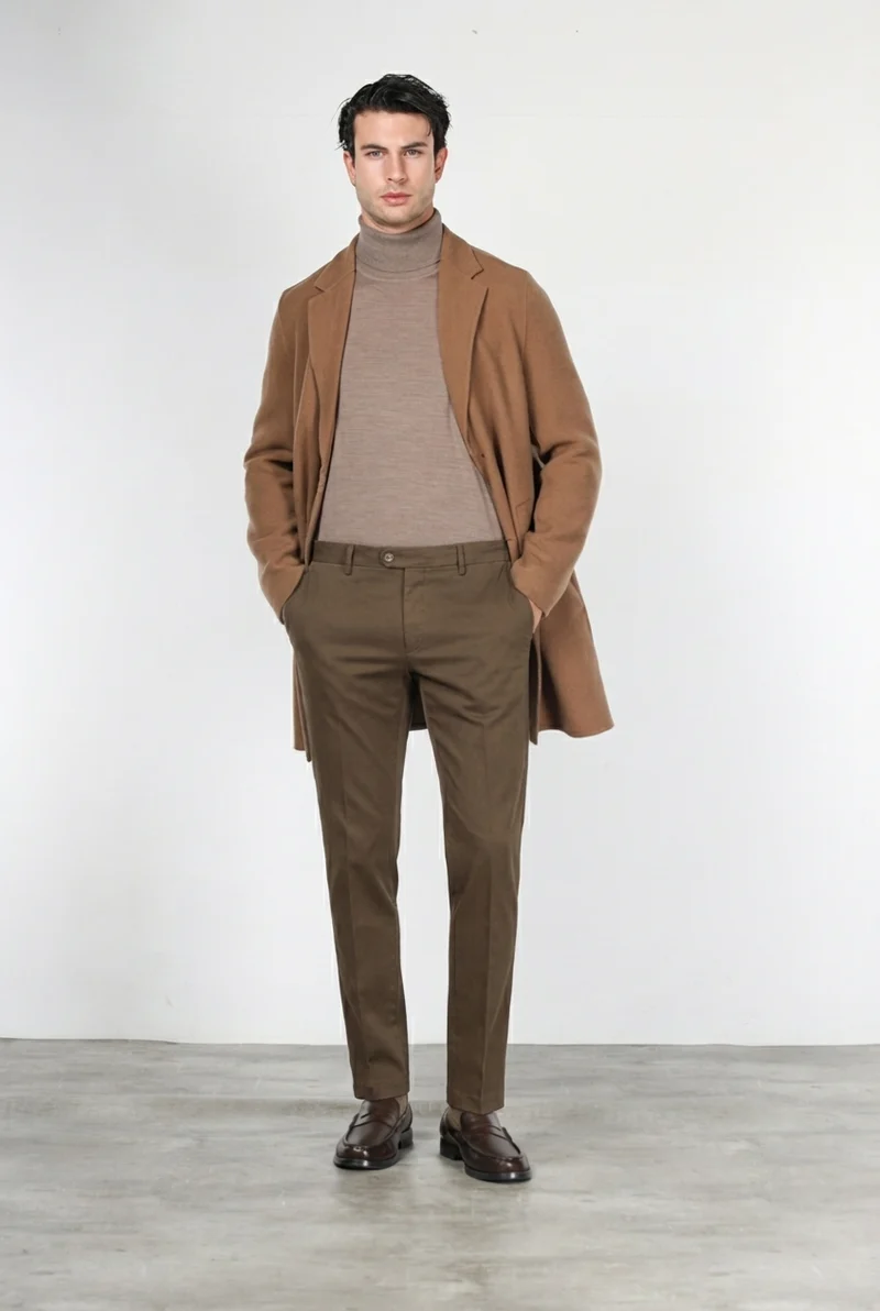 New York pantalon chino homme en gabardine stretch, coupe regular fit ①