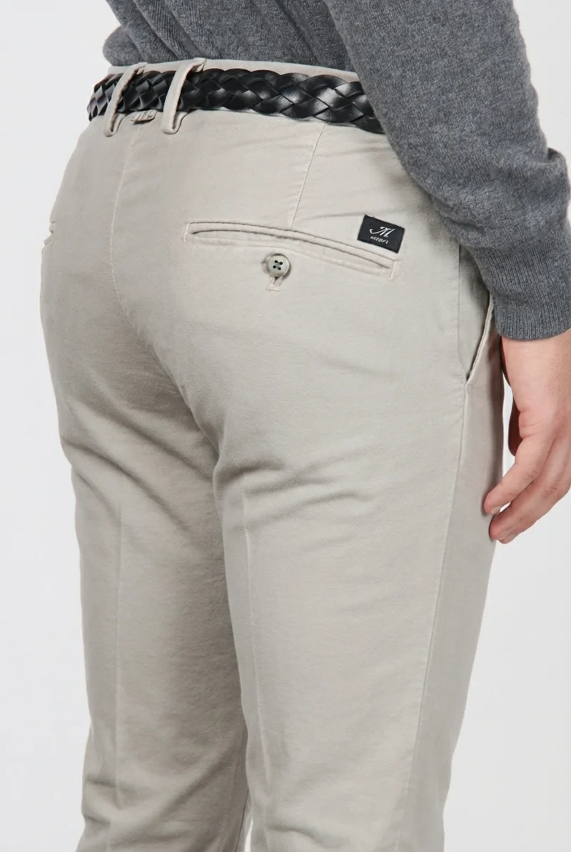 Torino pantalon chino homme en velours côtelé 1000 raies, slim fit ①