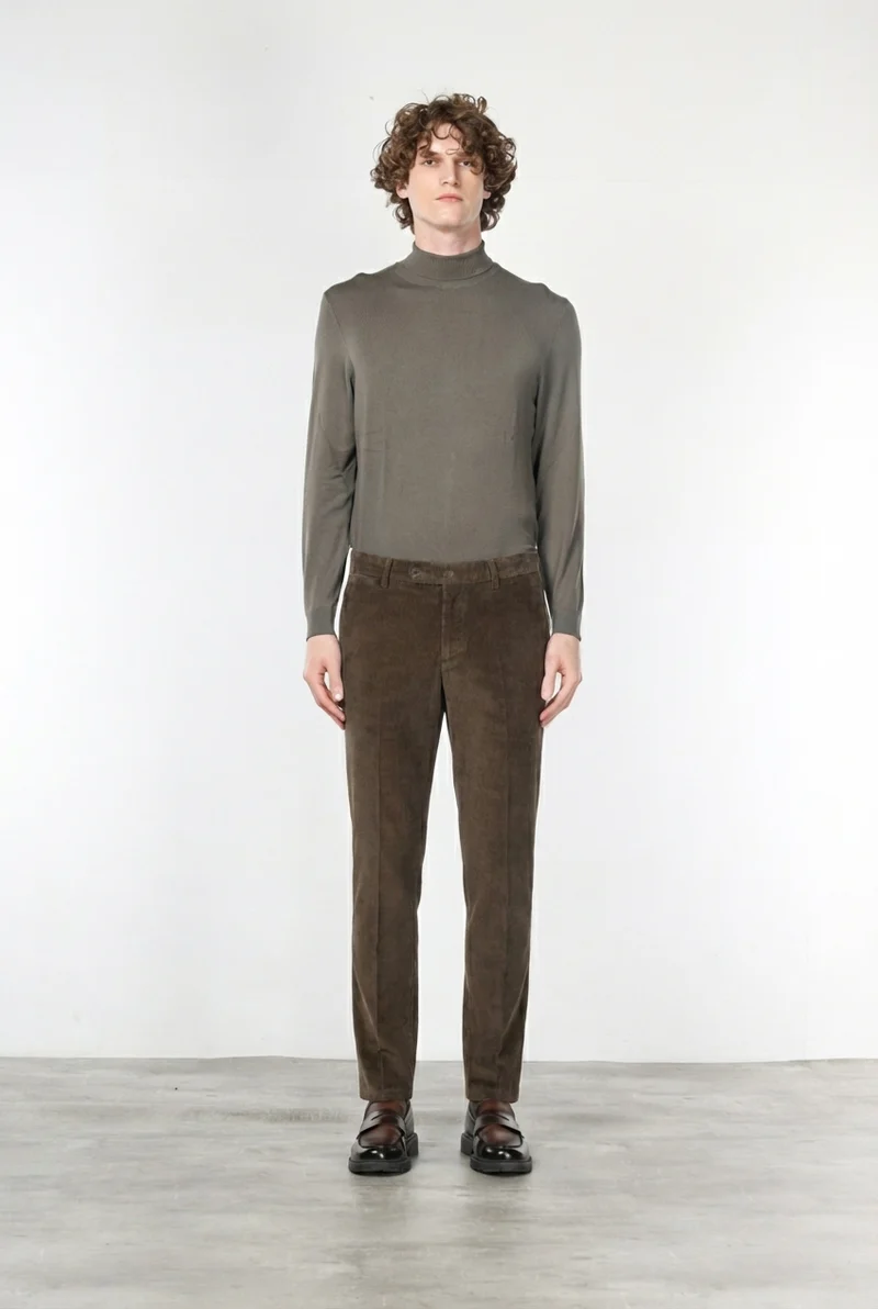 Milano pantalon chino homme en velours côtelé 500 raies, extra slim fit ①