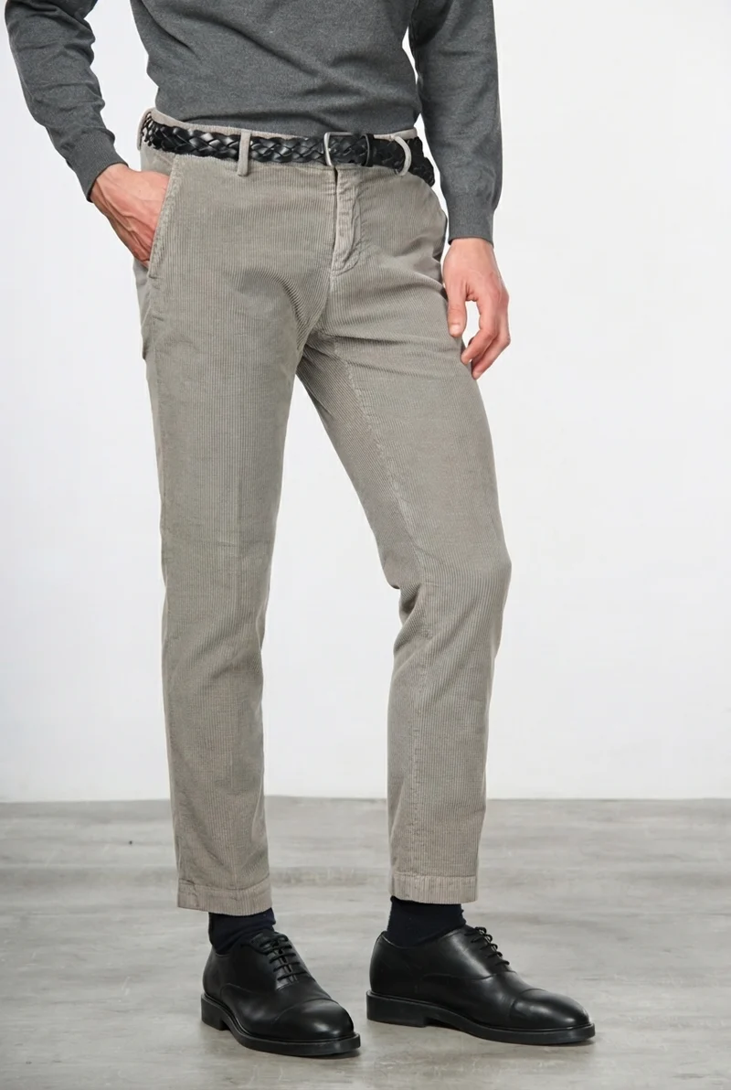 Milano pantalon chino homme en velours côtelé 500 raies, extra slim fit ①