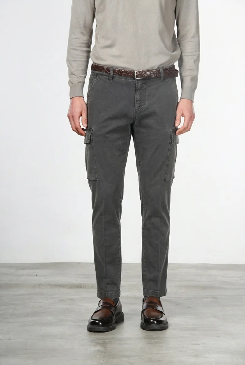 Pantalon cargo homme Chile en gabardine stretch extra slim fit ①