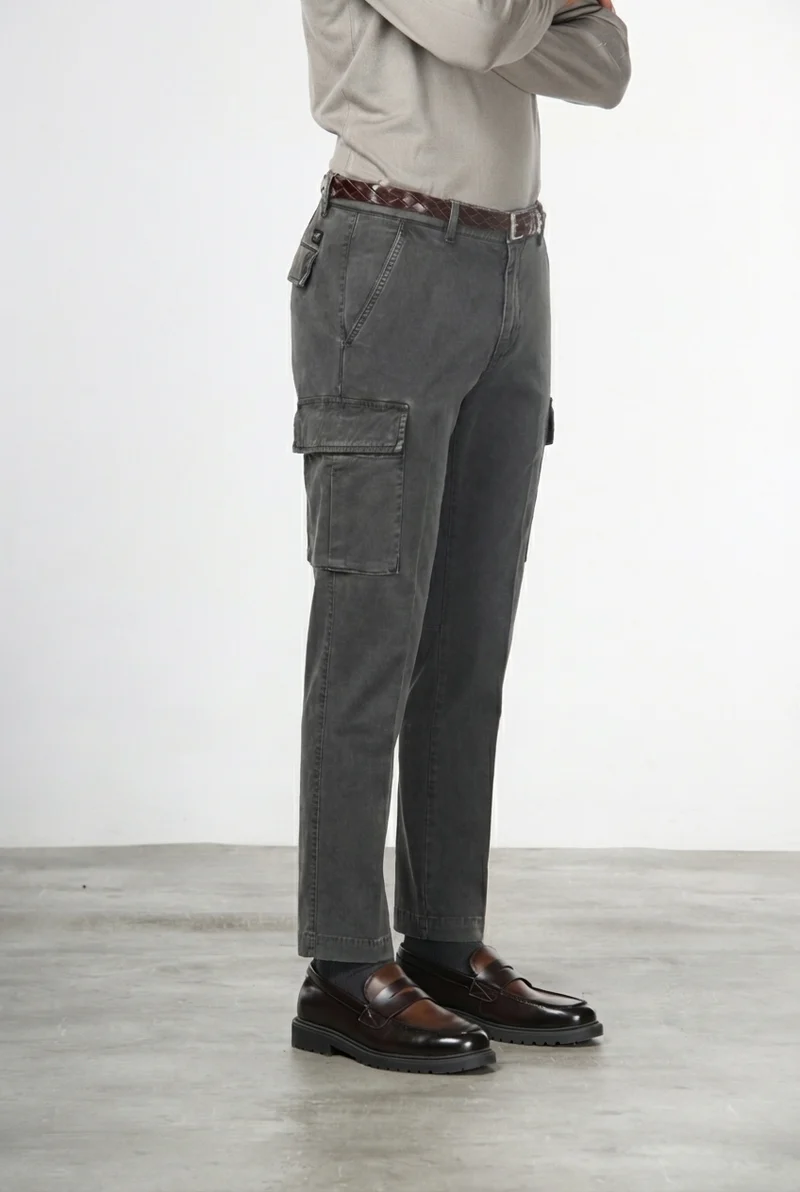 Pantalon cargo homme Chile en gabardine stretch extra slim fit ①