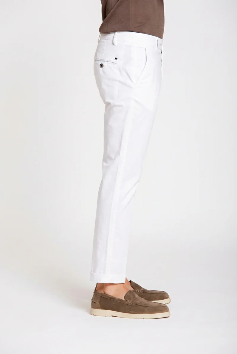 Milano pantalon chino homme en gabardine stretch extra slim fit ①