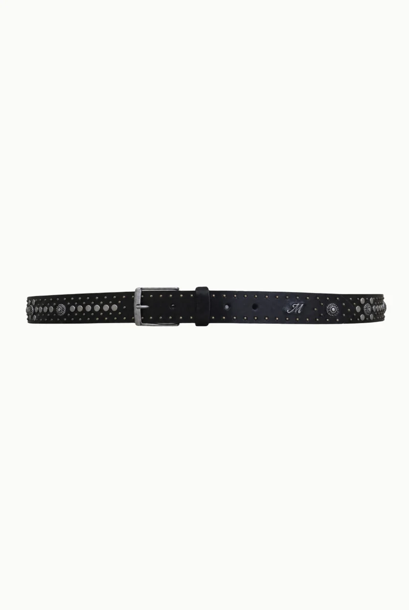 Ceinture en cuir faite à la main avec clous