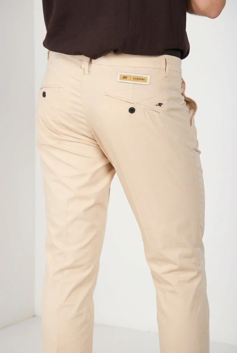 Osaka 1 Pinces pantalon chino homme en satin de coton et soie carrot fit ①