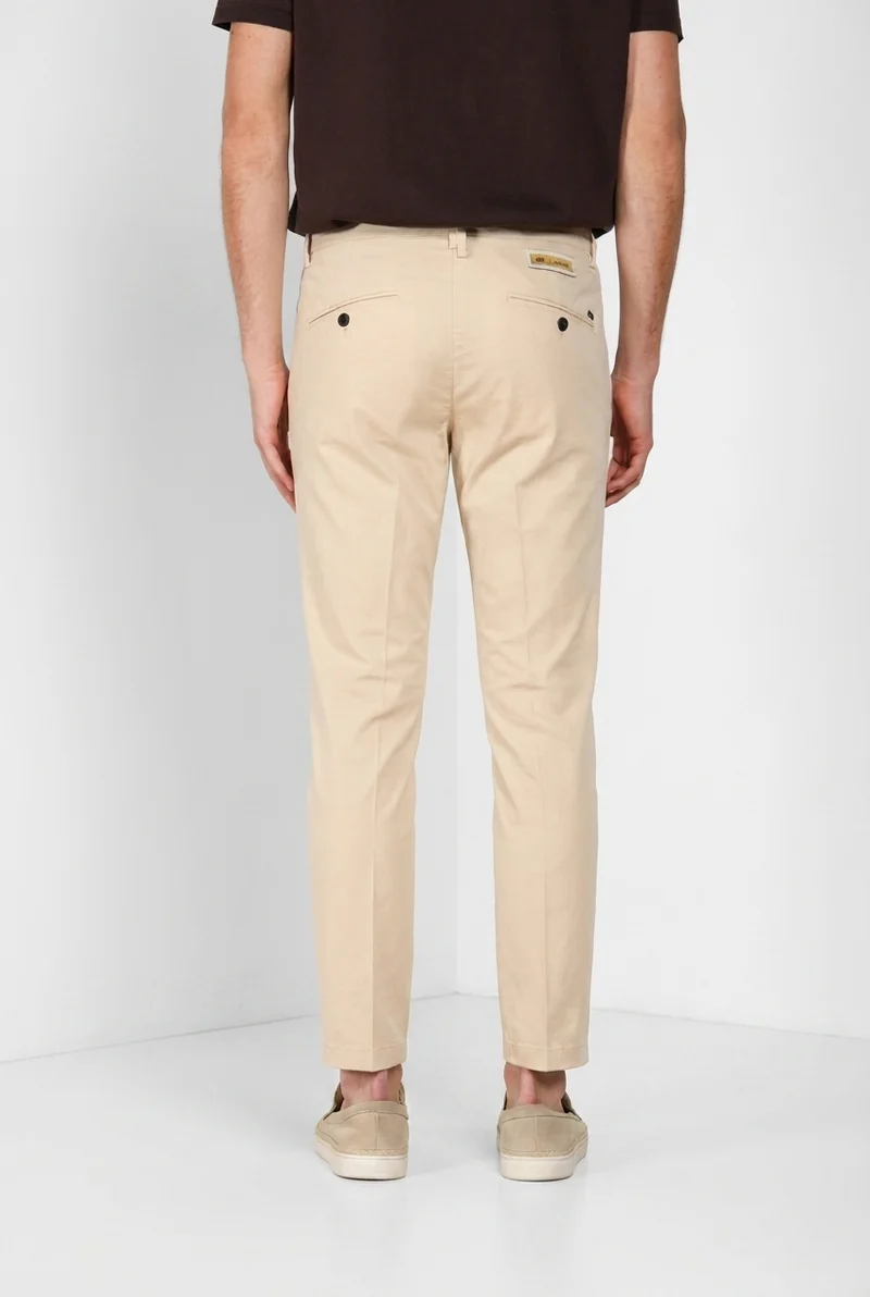 Osaka 1 Pinces pantalon chino homme en satin de coton et soie carrot fit ①