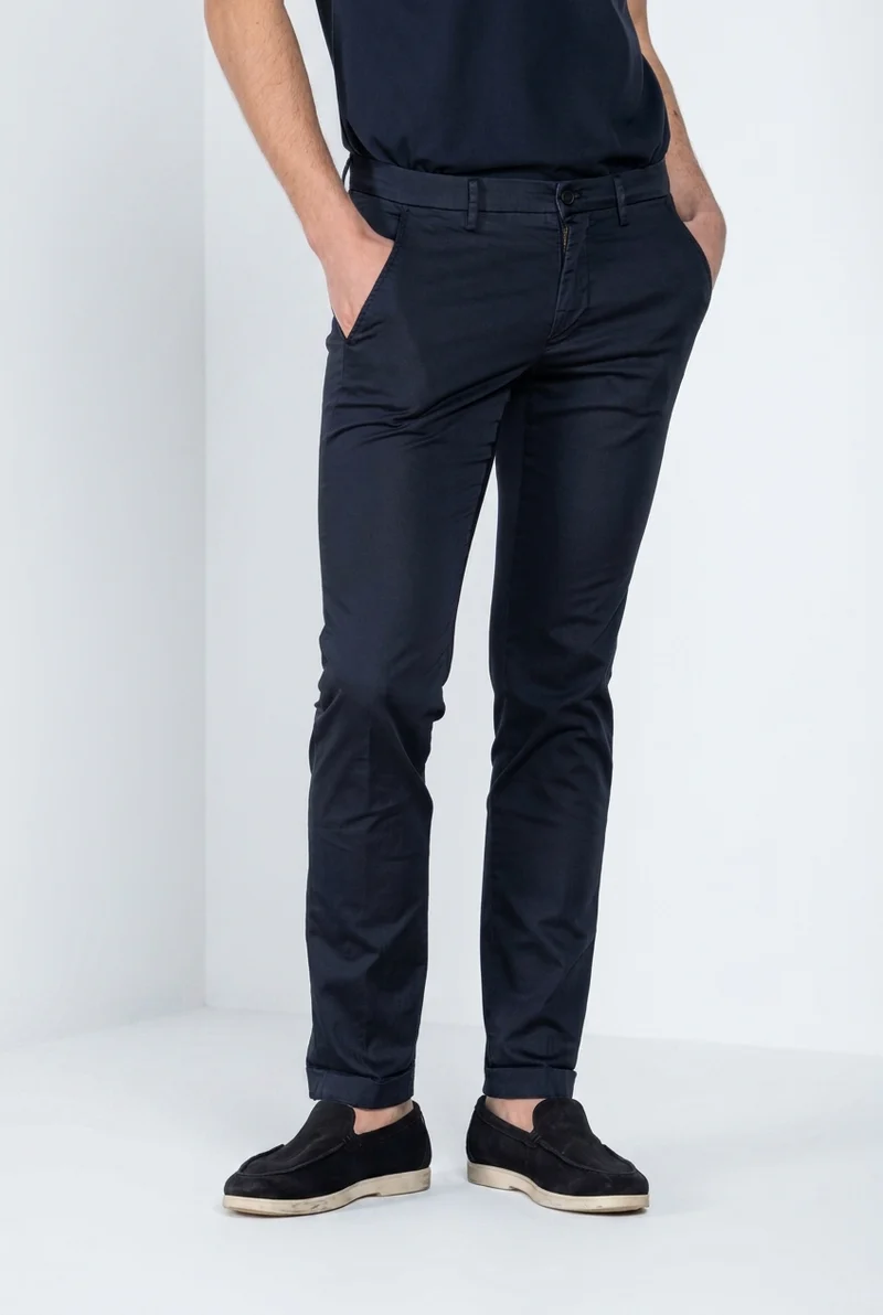 Torino Travel pantalon chino homme en satin technique travel stretch slim fit