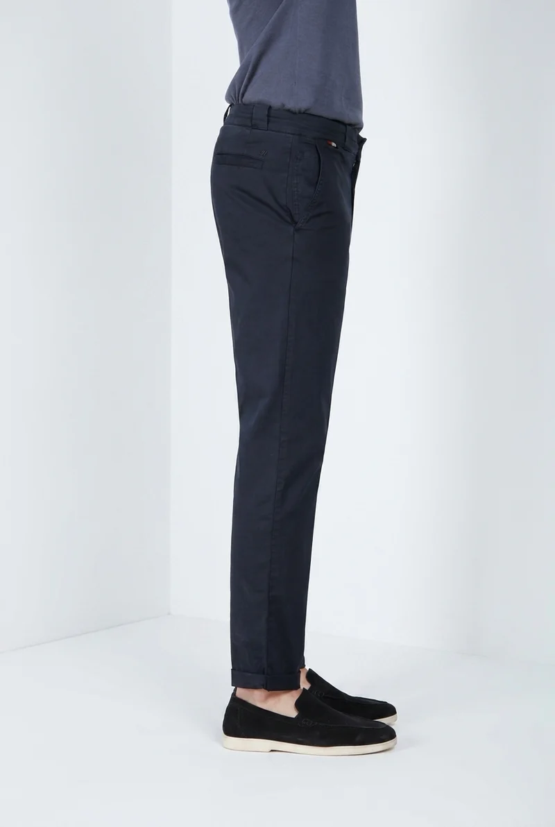 Madison M74 pantalon chino homme en twill léger stretch carrot fit
