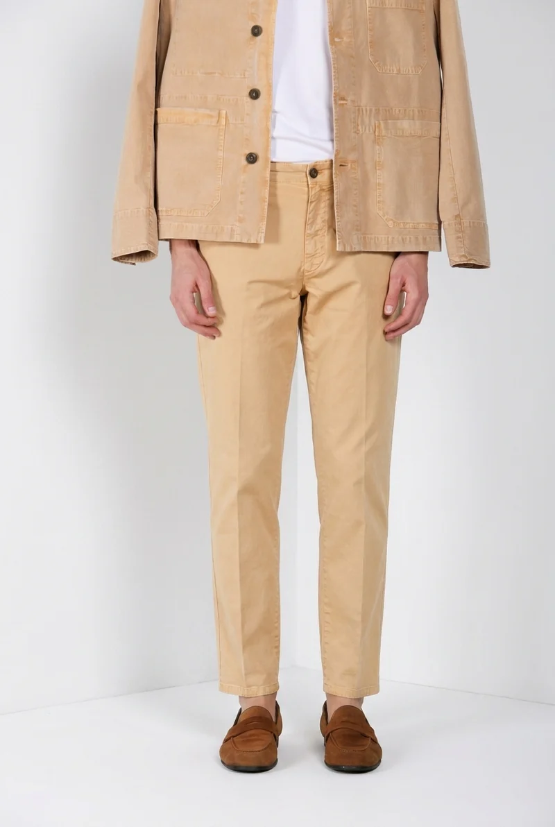 Madison M74 pantalon chino homme en twill léger stretch carrot fit