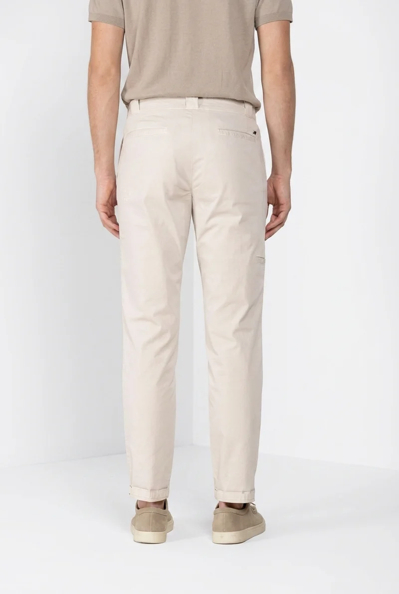 Madison M74 pantalon chino homme en twill léger stretch carrot fit