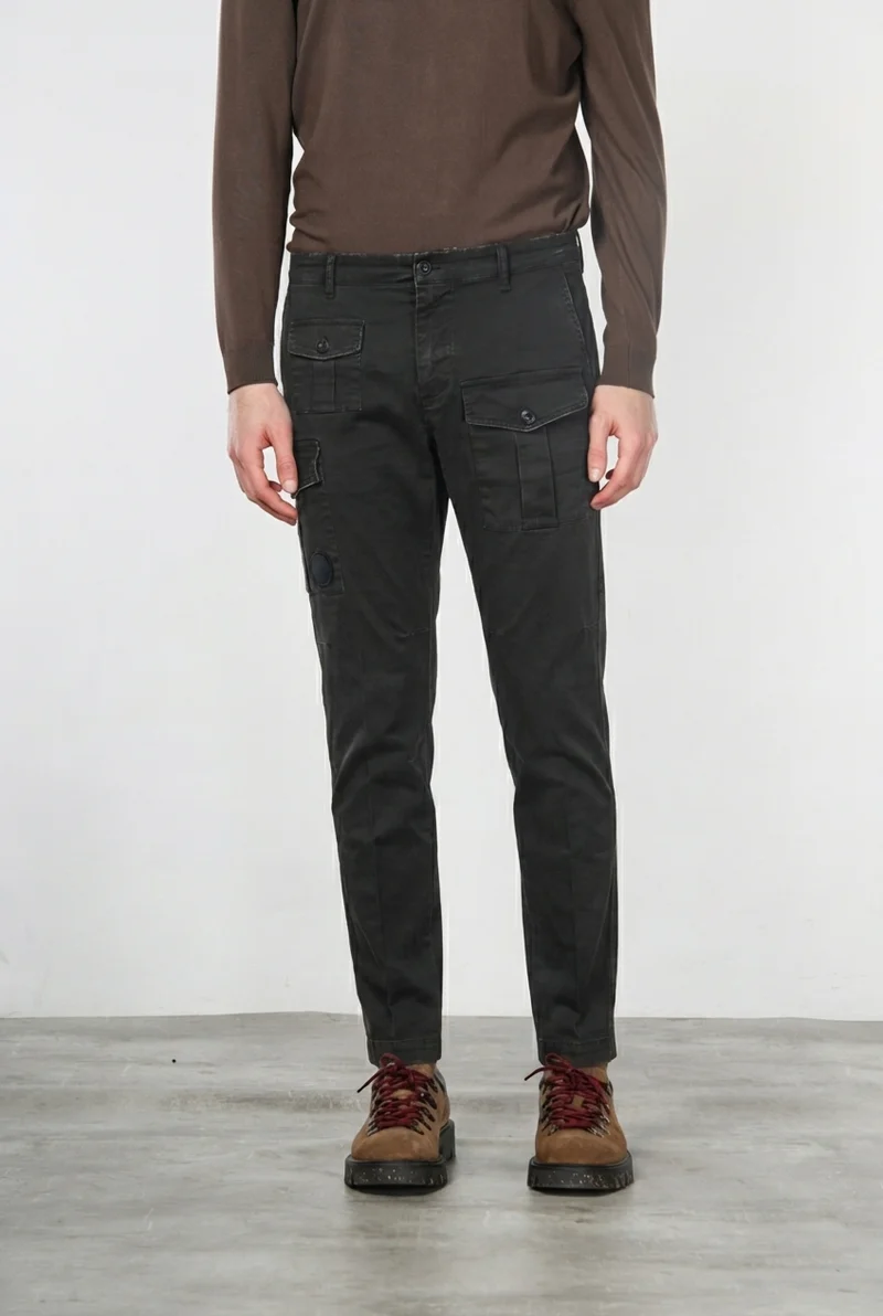George Coolpocket pantalon cargo homme en gabardine carrot fit ①
