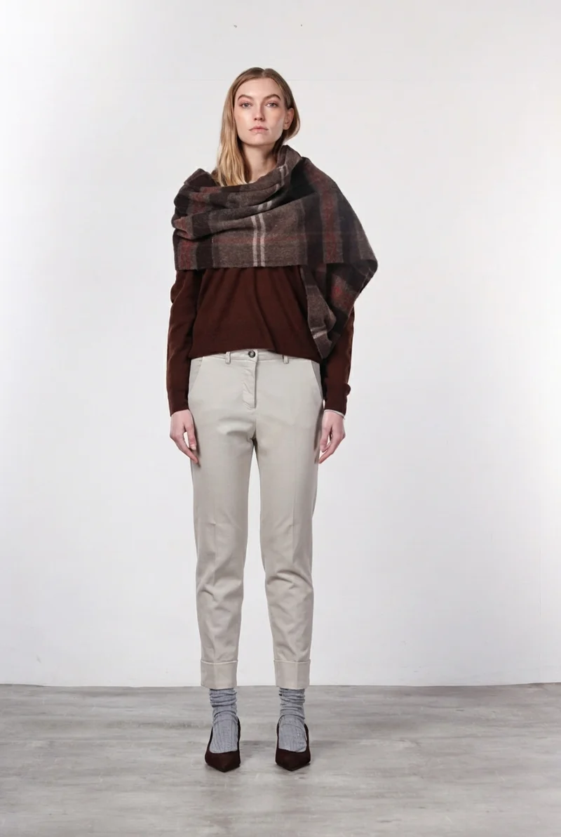 New York Carrot pantalon chino femme en gabardine de coton et laine carrot fit ①