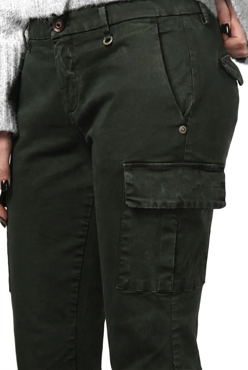 Chile City pantalon cargo femme en satin slim fit