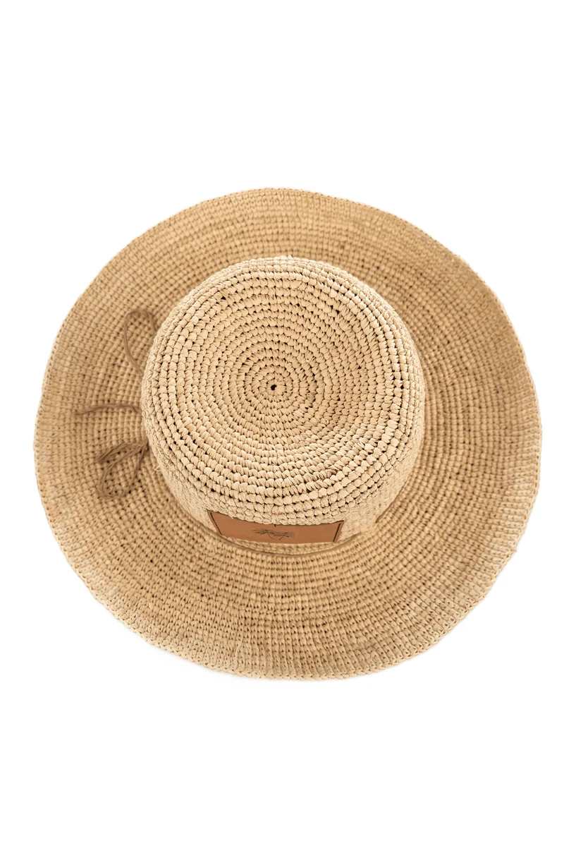 Chapeau en Raphia