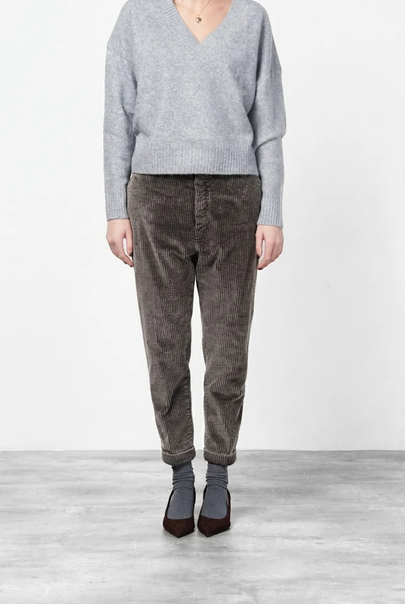Malibu Jogger City pantalon chino femme en velours à grosses côtes relaxed fit