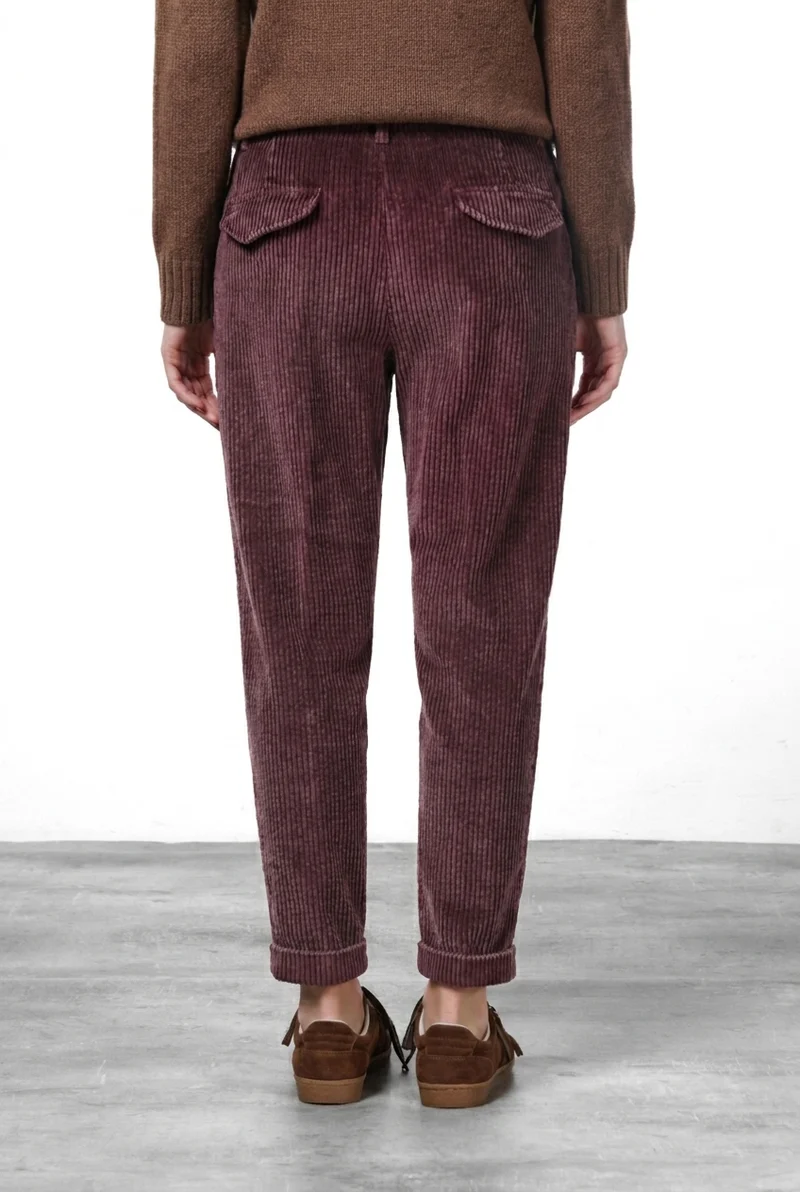 Malibu Jogger City pantalon chino femme en velours à grosses côtes relaxed fit