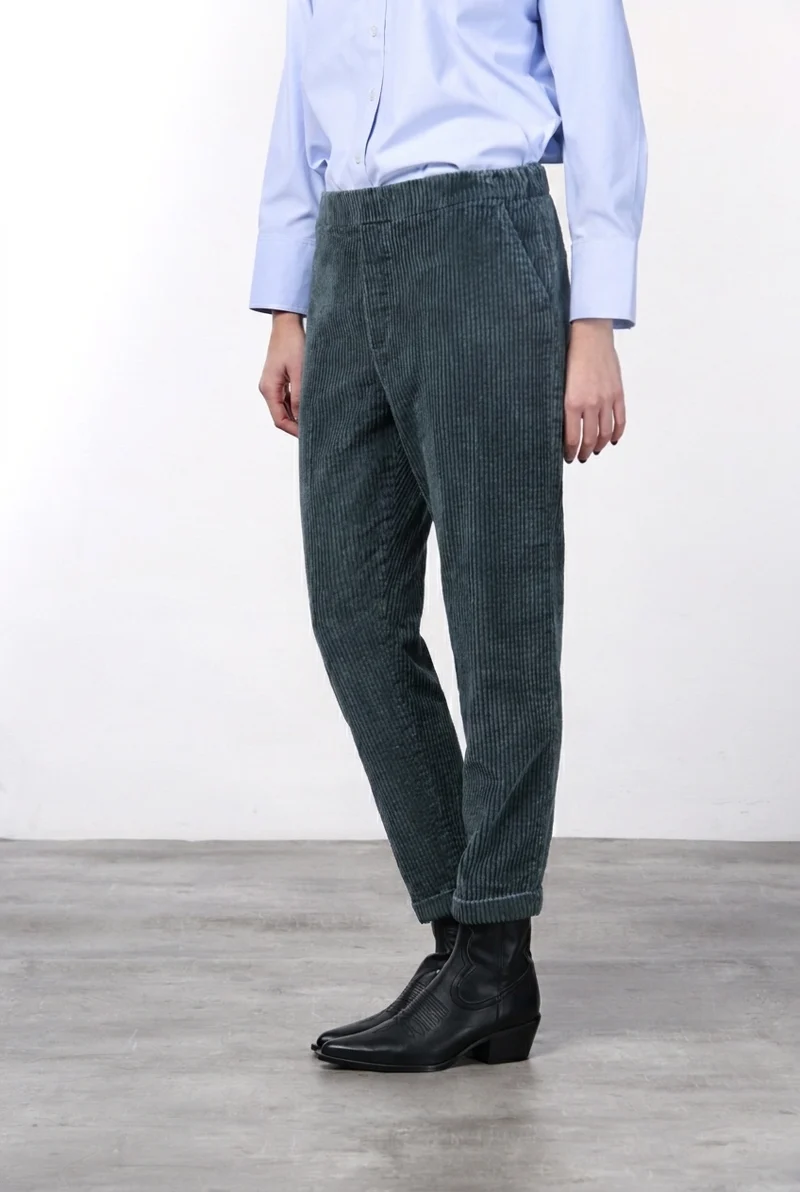 Malibu Jogger City pantalon chino femme en velours à grosses côtes relaxed fit