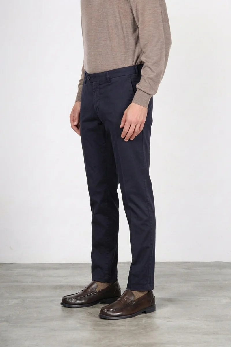 New York pantalon chino homme en gabardine stretch regular fit ①