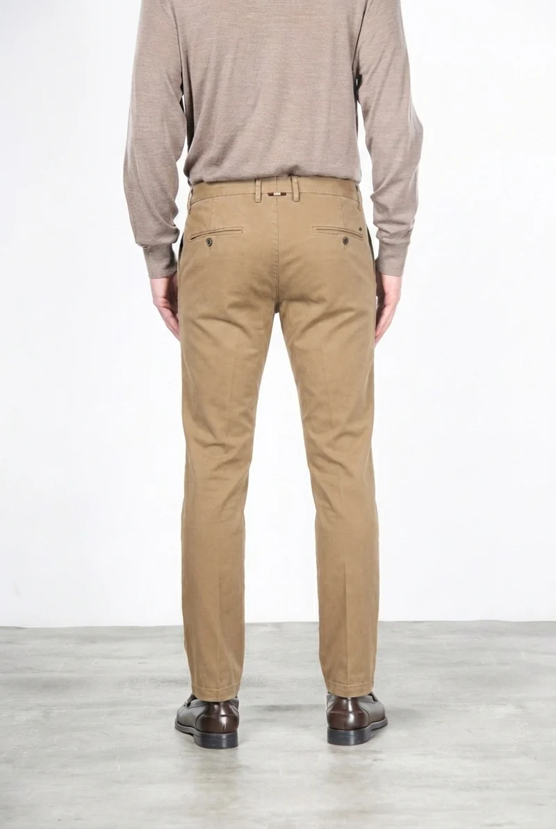 New York pantalon chino homme en gabardine stretch regular fit ①