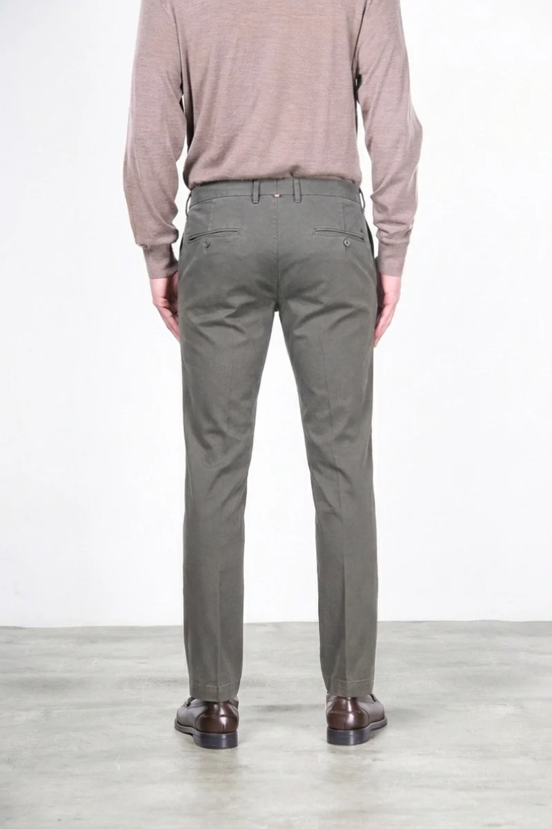 New York pantalon chino homme en gabardine stretch regular fit ①