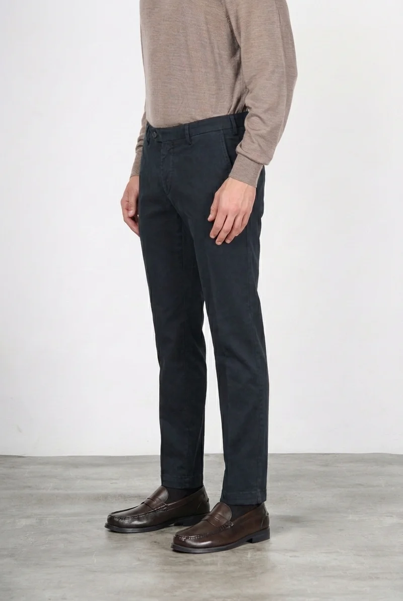 New York pantalon chino homme en gabardine stretch regular fit ①