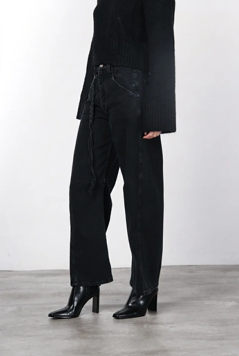 Pantalon chino femme Veronique en sergé coupe Balloon ①