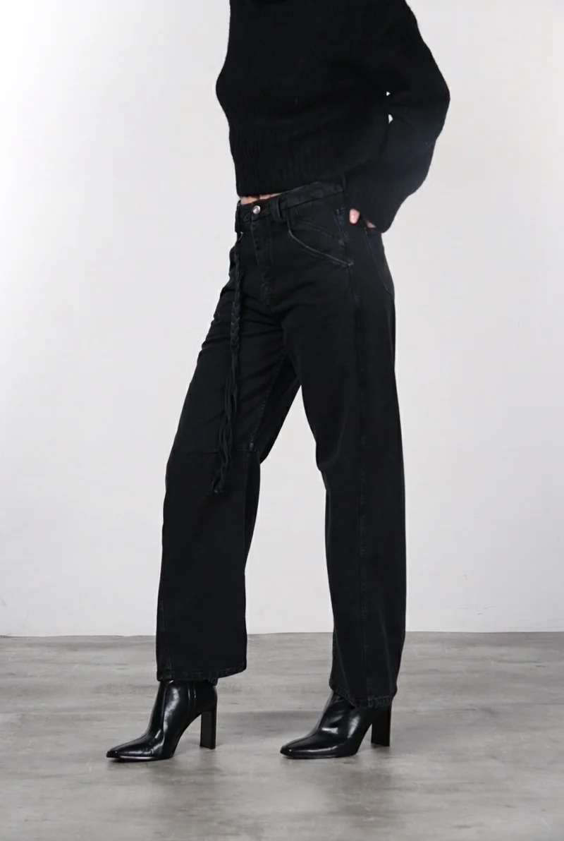 Pantalon chino femme Veronique en sergé coupe Balloon ①