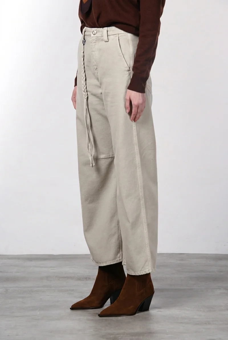 Valerie pantalon chino femme en twill balloon fit ①