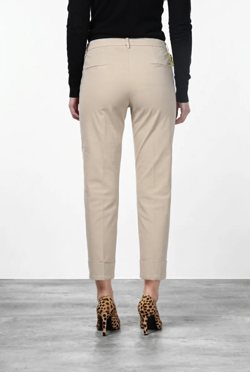 New York Carrot pantalon chino femme en satin carrot fit ①