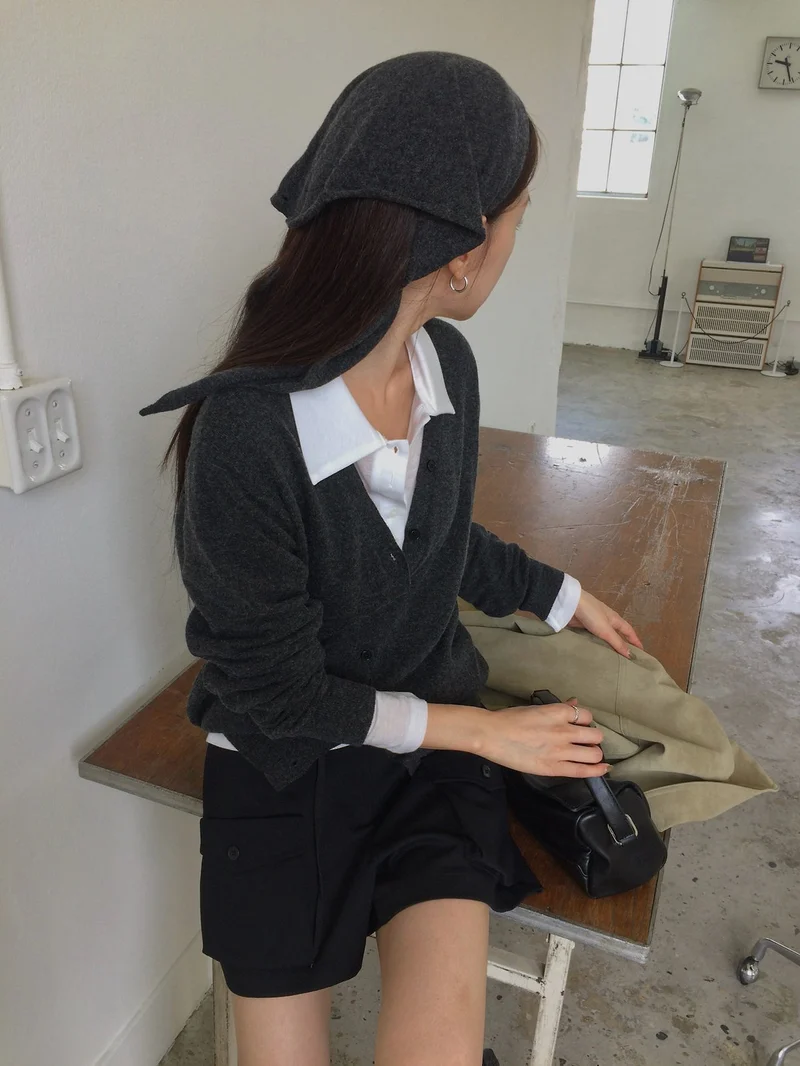Anou V-Neck Button Knit Cardigan with Set Scarf
