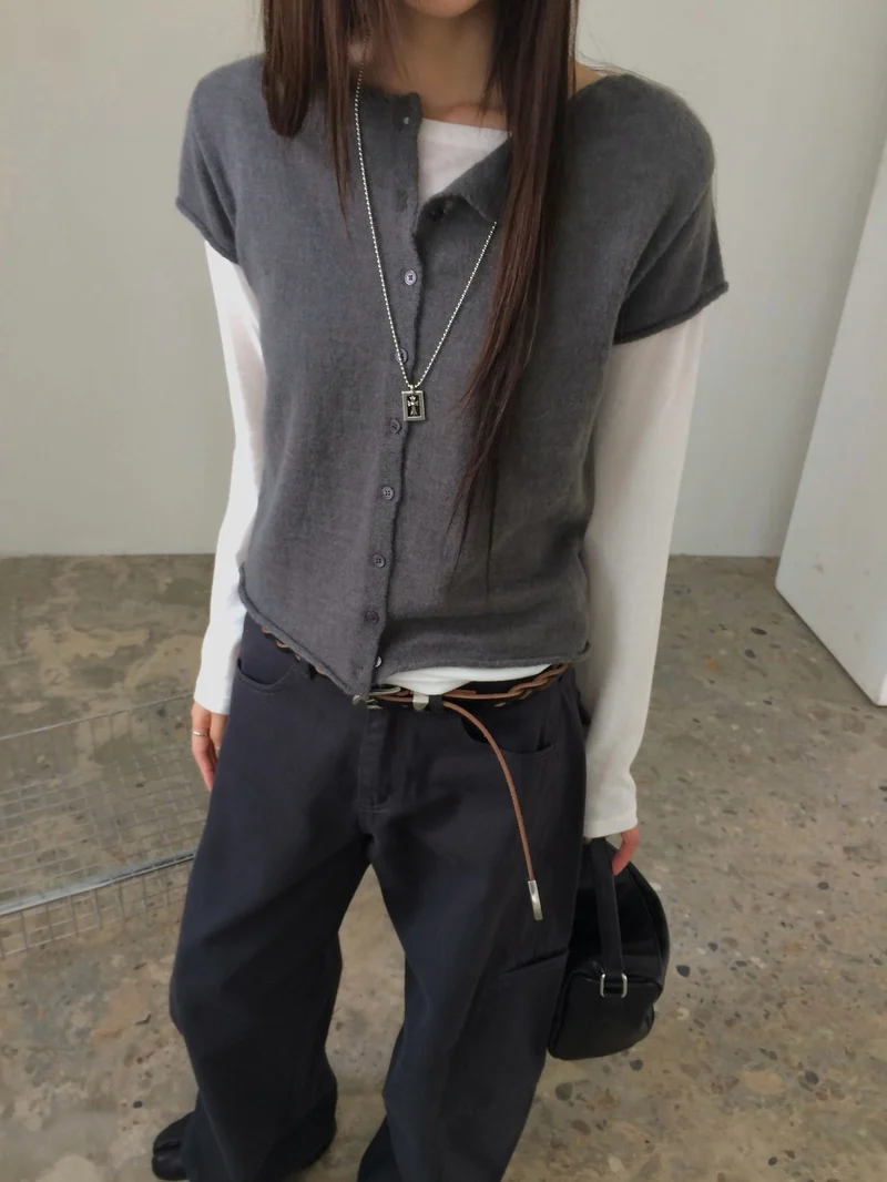 Anou Front Button Cropped Cap Sleeve Knit Vest