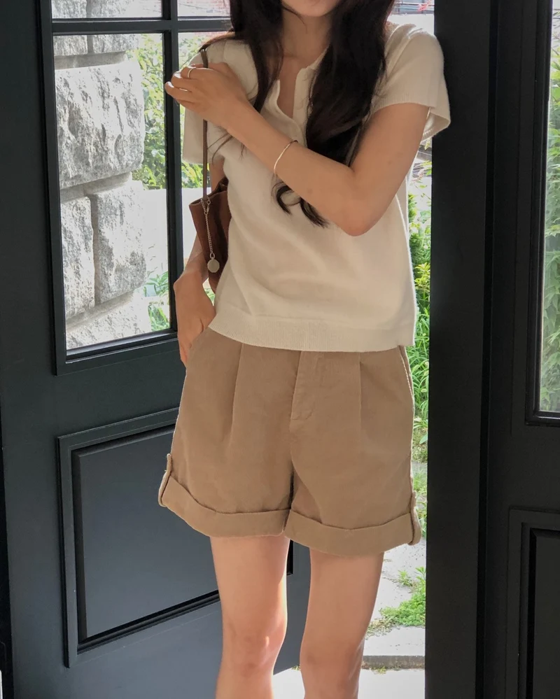 Dressroom High Waist Pleated Roll-Up Corduroy Shorts