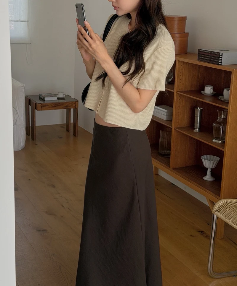 Dressroom Round Neck Button Front Cropped Ribbed Short Sleeve Cardigan