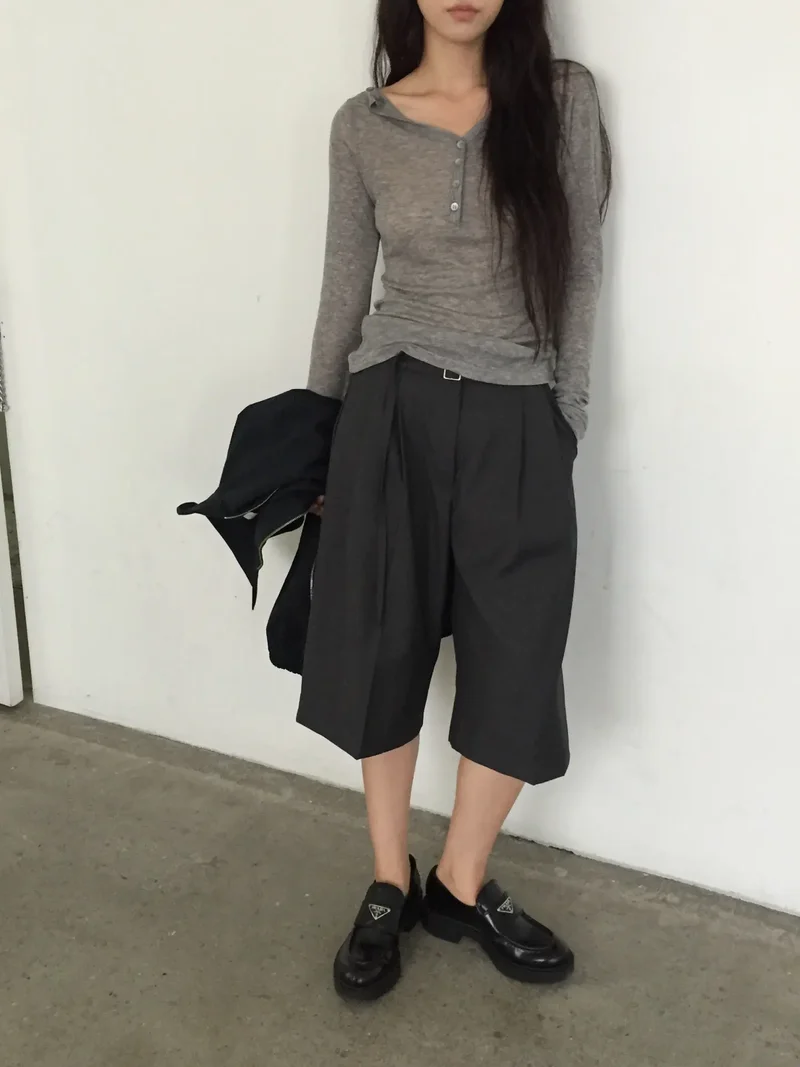 Lovemoment High Waist Pleated Wide Bermuda Pants