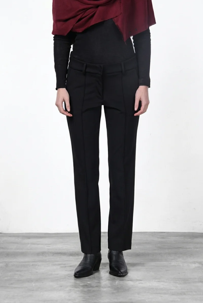 Kik pantalon chino femme en jersey technique slim fit
