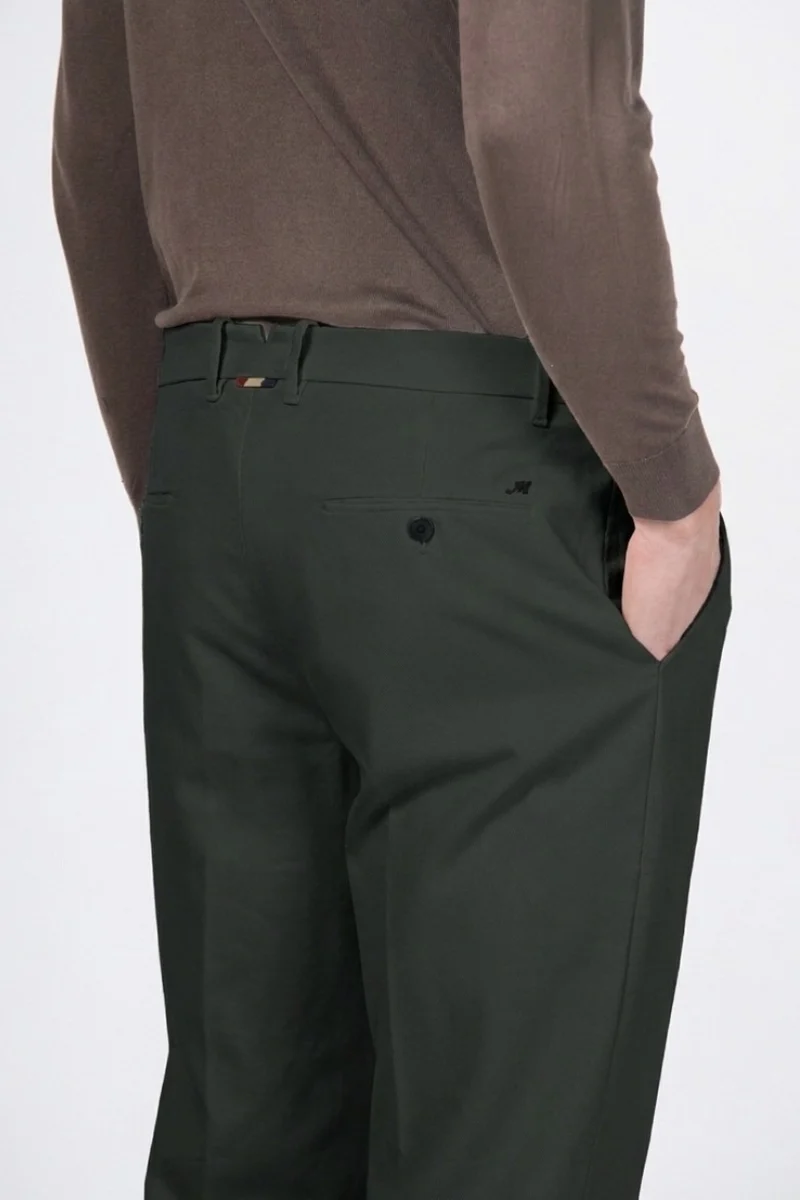Paris pantalon chino homme en tricotine stretch carrot fit ①