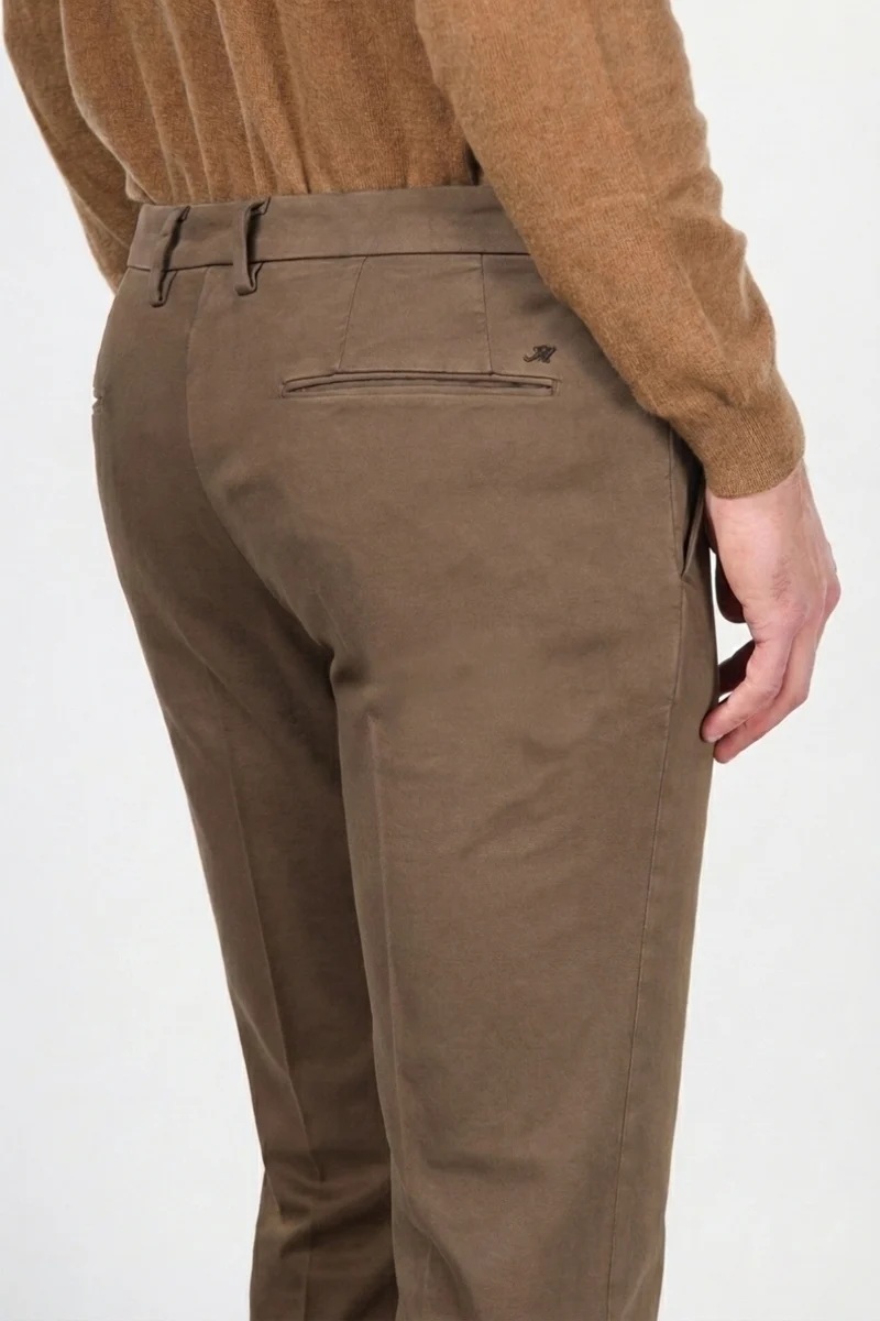 Torino Flex pantalon chino homme en satin slim fit ①