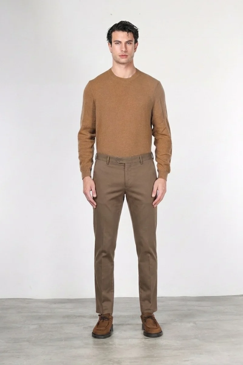 Torino Flex pantalon chino homme en satin slim fit ①