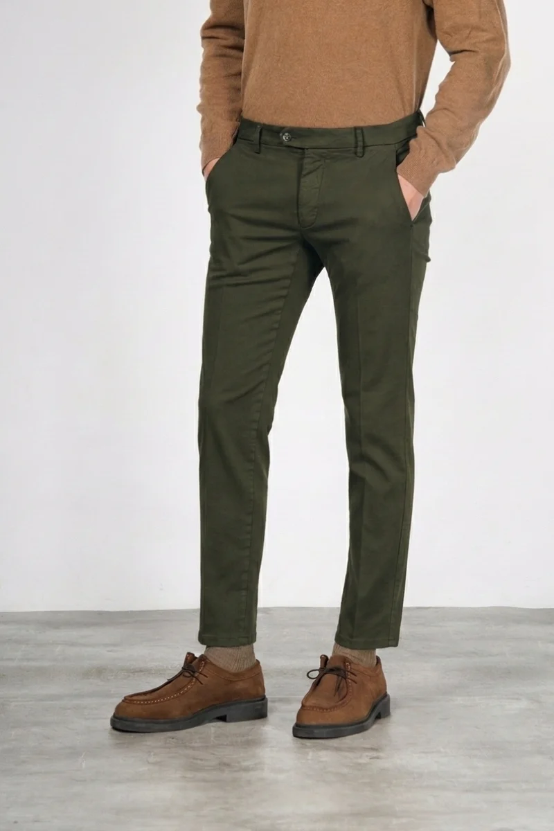 Torino Flex pantalon chino homme en satin slim fit ①