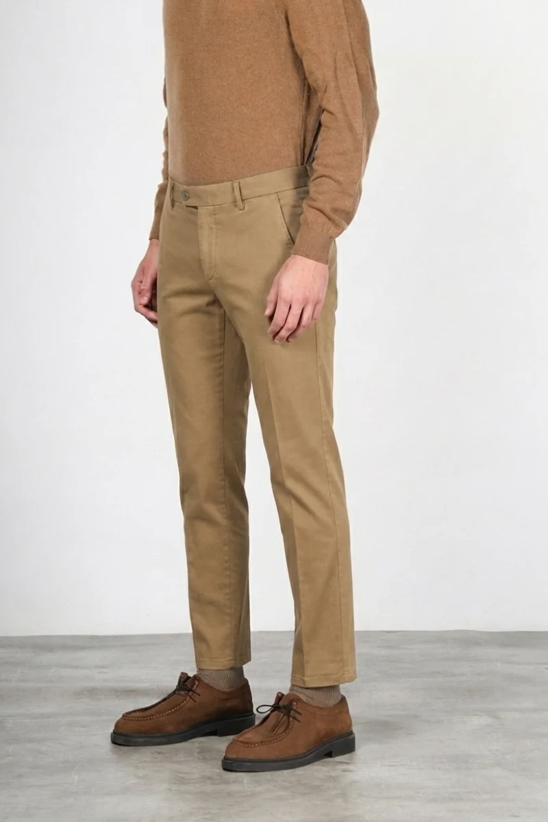 Torino Flex pantalon chino homme en satin slim fit ①