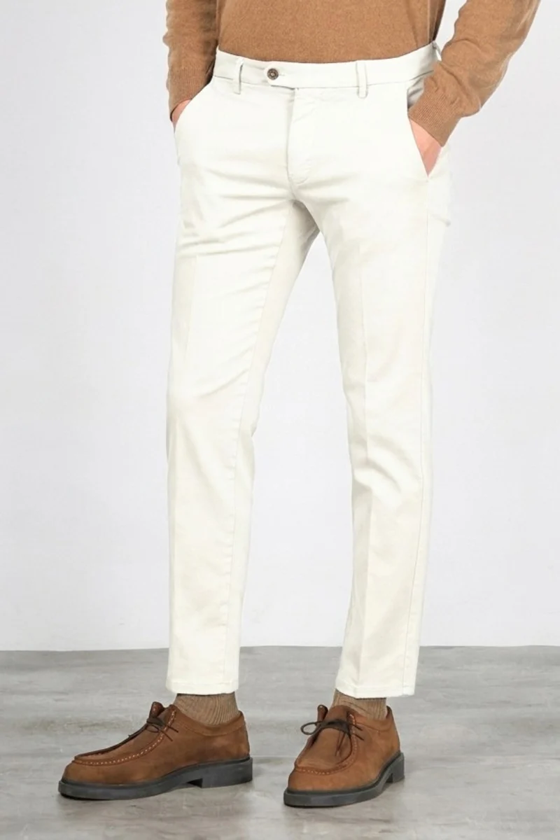 Torino Flex pantalon chino homme en satin slim fit ①