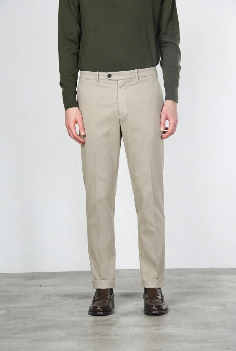 Paris pantalon chino homme en gabardine de coton et laine carrot fit
