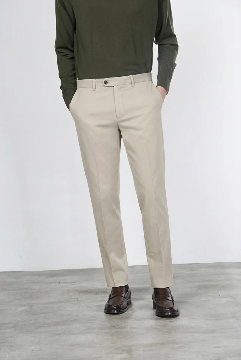 Paris pantalon chino homme en gabardine de coton et laine carrot fit