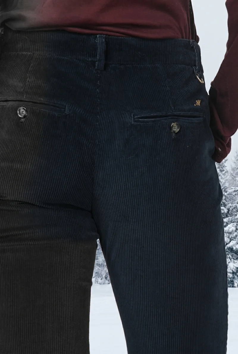 New York Slim pantalon chino femme en velours côtelé à grosses côtes, coupe slim ①